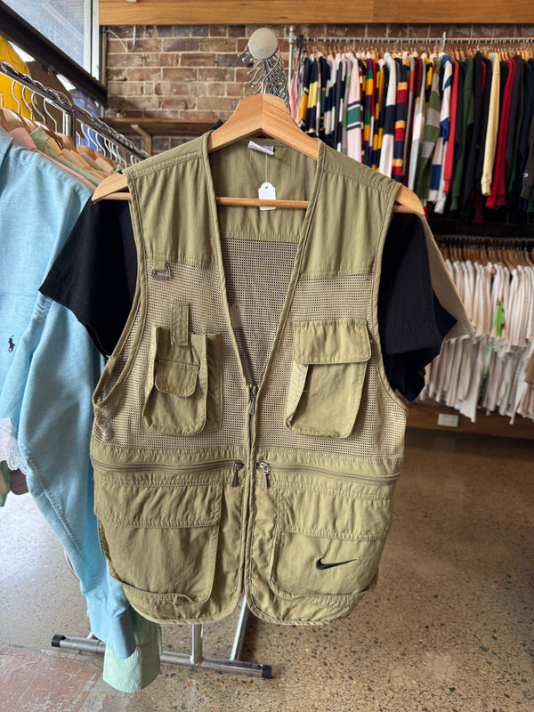 VINTAGE NIKE VEST L