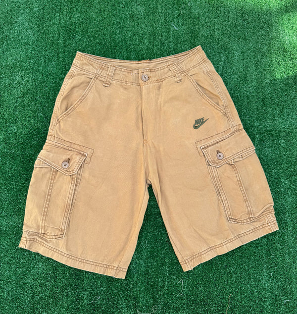 VINTAGE NIKE CARGO SHORTS 29