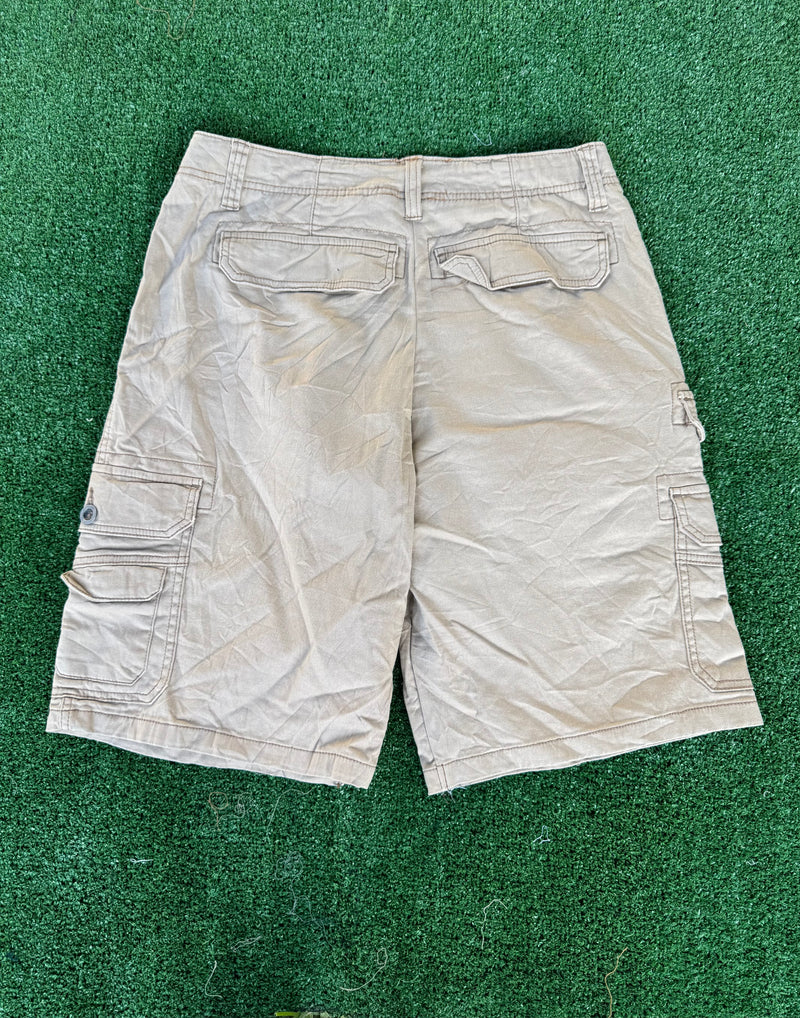 VINTAGE NIKE CARGO SHORTS 32