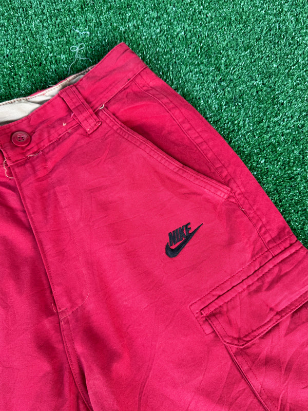 VINTAGE NIKE CARGO SHORTS 29