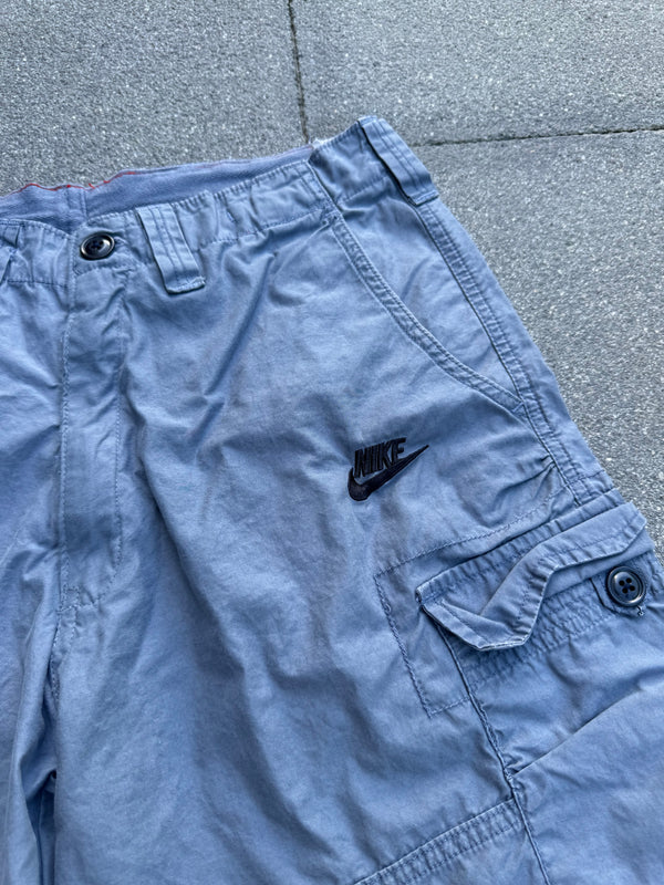 VINTAGE NIKE CARGO SHORTS 30