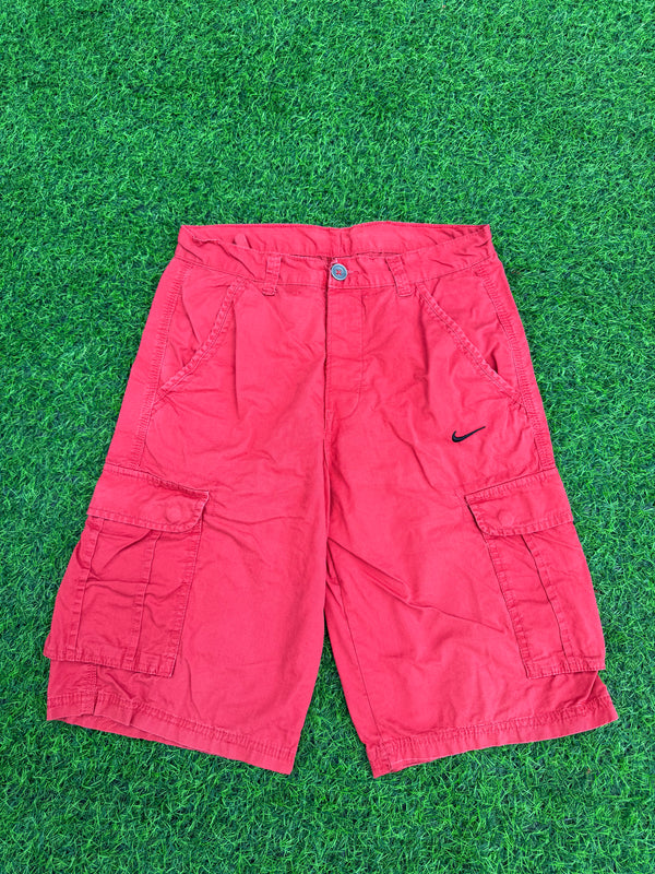 VINTAGE NIKE CARGO SHORTS 29