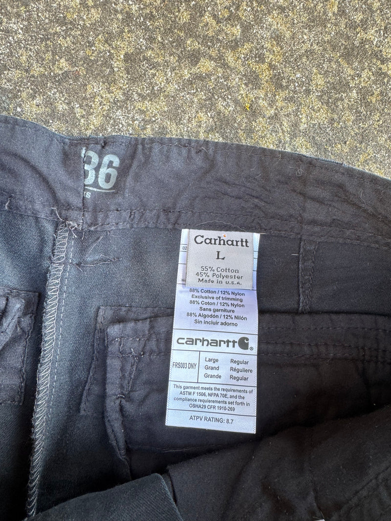 VINTAGE CARHARTT CARGO SHORTS 32