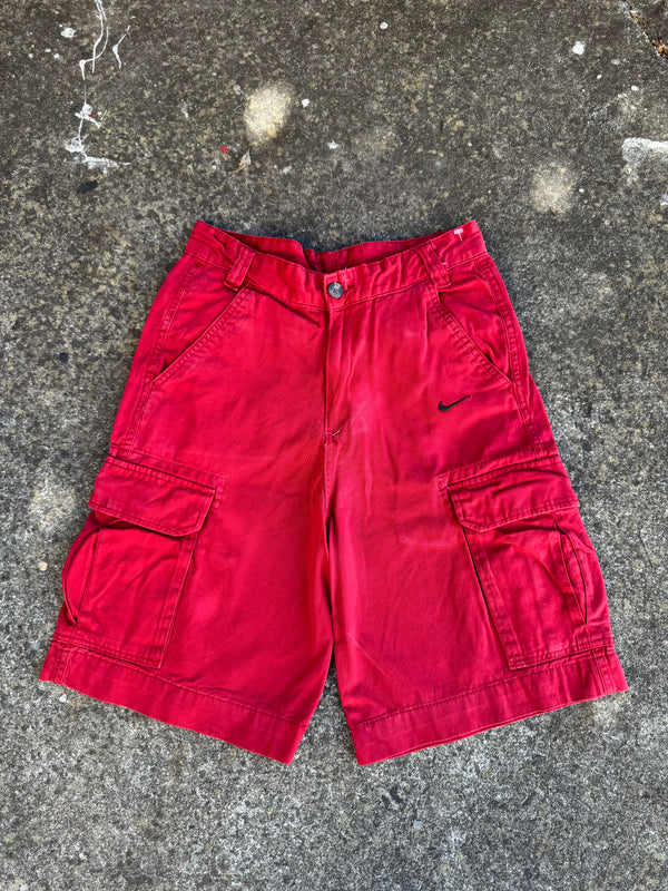 VINTAGE NIKE CARGO SHORTS 27