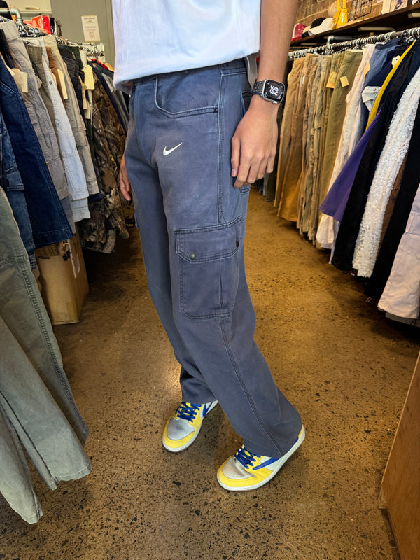 VINTAGE NIKE CARGO PANTS 29