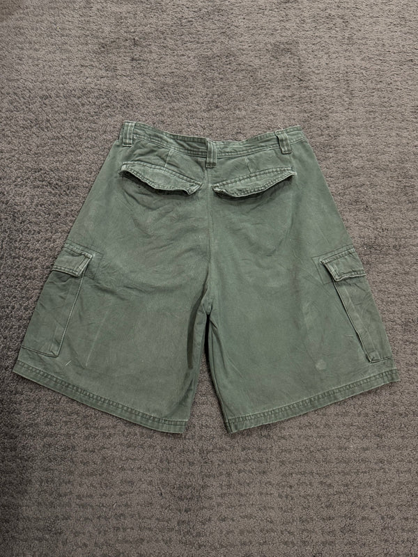 VINTAGE CARHARTT CARGO SHORTS 31