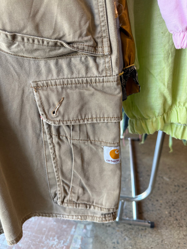 VINTAGE CARHARTT CARGO SHORTS 31